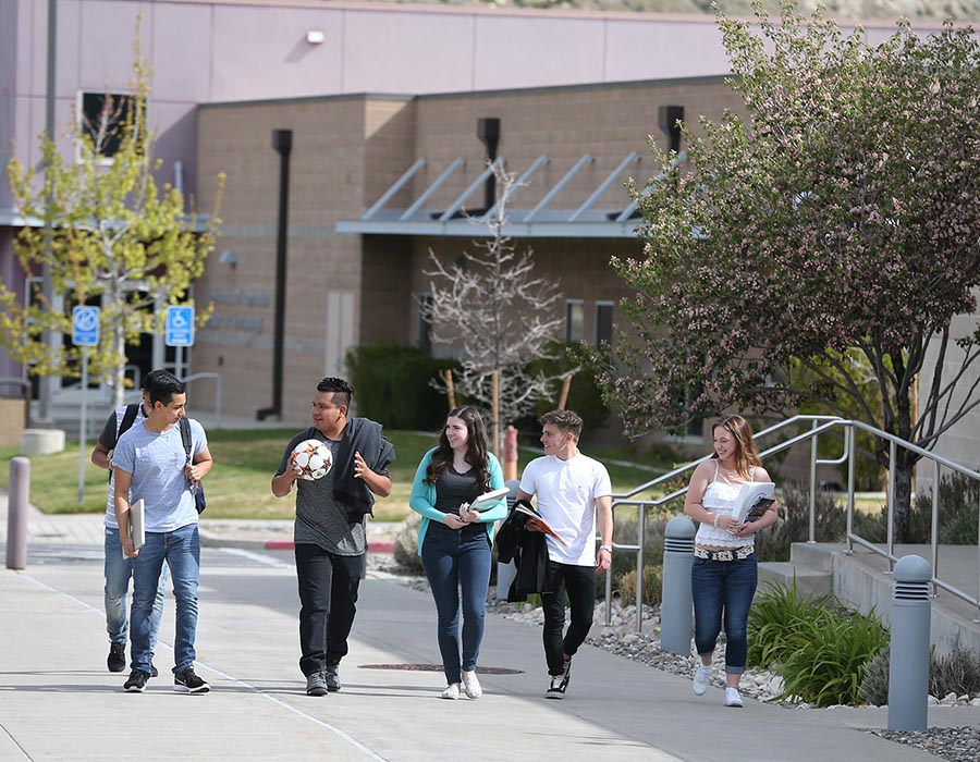 Campus life at Western Nevada College in Carson City